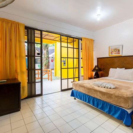 The Club Ten Beach Resort Boracay Balabag  Exterior foto